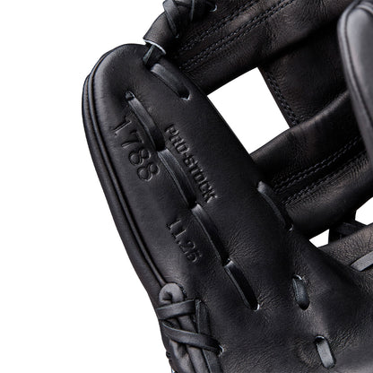 2026 Wilson A2000 Classic Series 1788 11.25" Infield Baseball Glove: WBW1041051125
