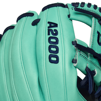 Wilson A2000 LE 1786 11.5" Infield Baseball Glove: Seafoam / Navy