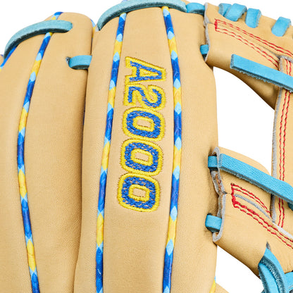 Blonde Pro Stock® leather 11.75” glove with SuperSnakeSkin™ design straight from Bobby Witt Jr.’s Chinook Seedery Lemon Pepper Sunflower Seeds
