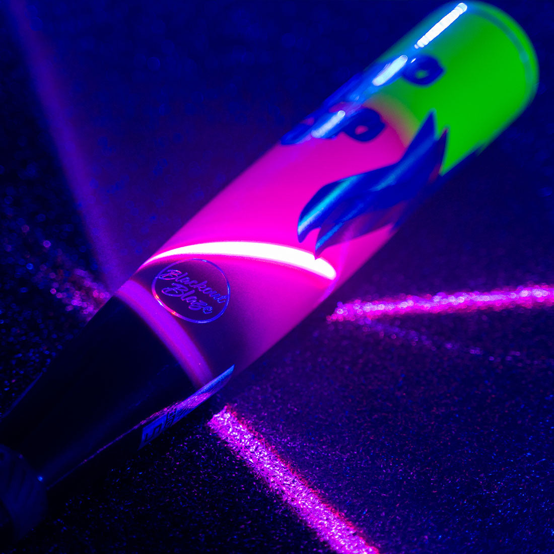 2027 Easton Hype Fire (-10) Junior Big Barrel Baseball Bat: EJB7HYP10 in neon lights on a black turf