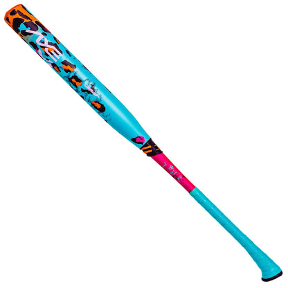 Axe Dabacle Hypertack grip Axe handle detail slowpitch bat
