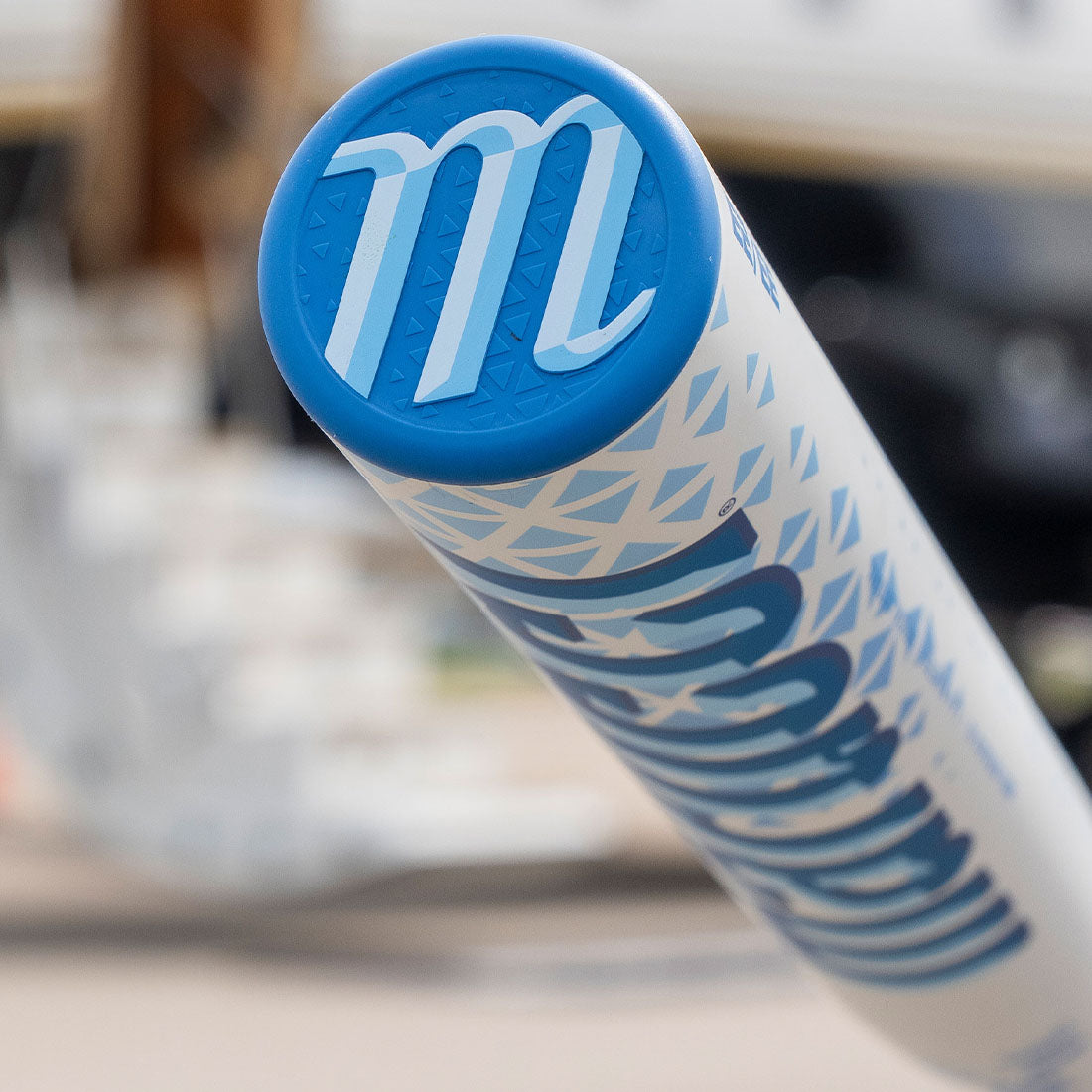 Marucci One Piece Asura LUX Rise Fastpitch Bat end cap up close