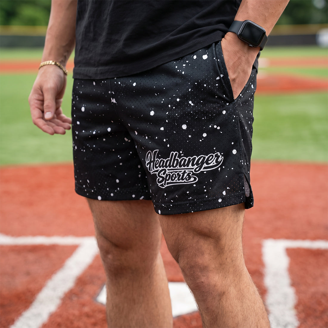 Made from 100% polyester mesh to keep you cool, lightweight, and comfortable during warm-weather action.
