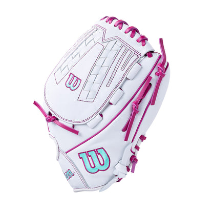 Wilson A1000 12.5” pitcher and outfield softball glove
