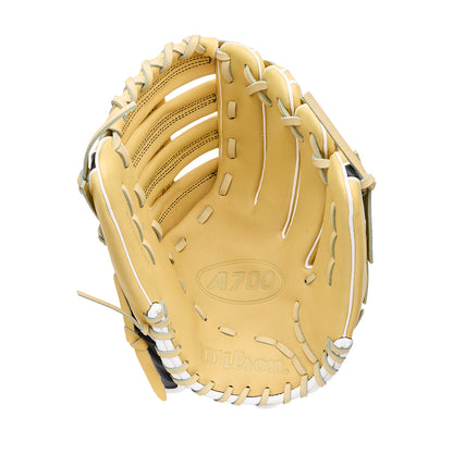 Wilson A700 12.5” outfield glove with Horizontal Bar Web
