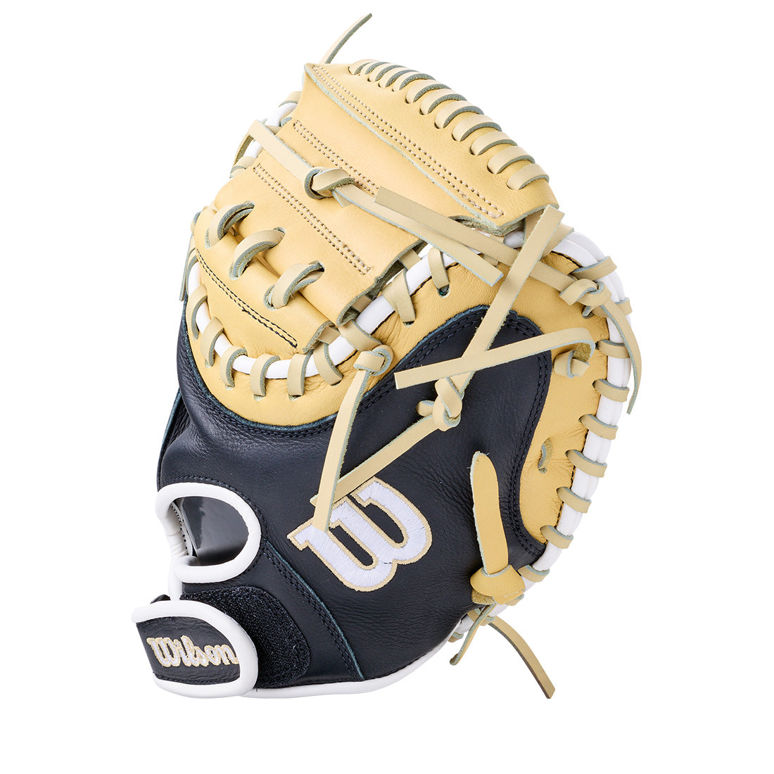 2027 Wilson A700 catcher’s mitt with Full Grain Leather
