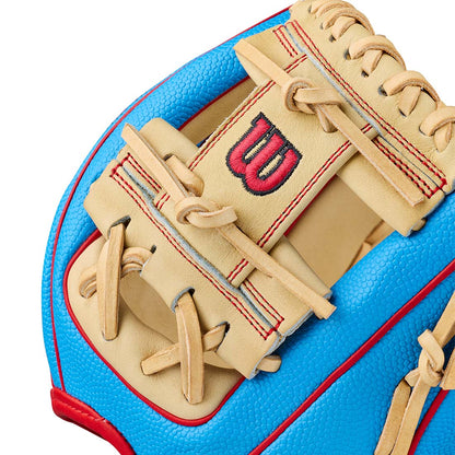 Up Close Wilson Logo on the 2027 Wilson A2000 PF88SS 11.25 inch infield baseball glove Blonde Red Sky Blue