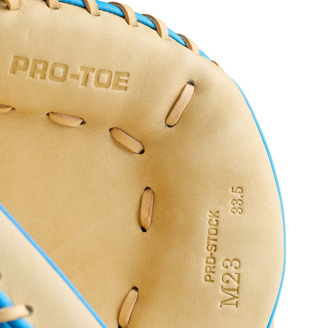 2027 Wilson A2000 M23SS 33.5 inch baseball catcher’s mitt 