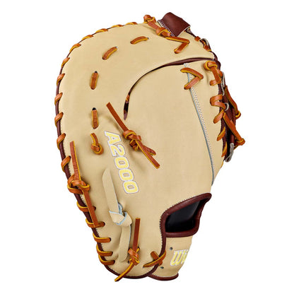 2027 Wilson A2000 1673 Walnut Pro Stock Leather palm detail