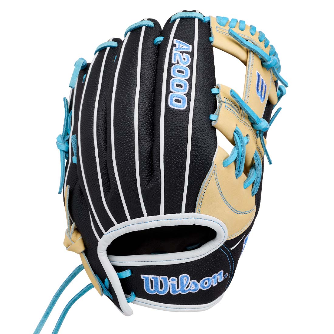 2027 Wilson A2000 FP1175SS 11.75 inch infield fastpitch glove