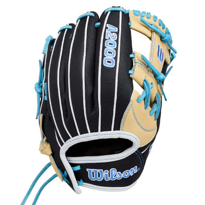 2027 Wilson A2000 FP1175SS 11.75 inch infield fastpitch glove