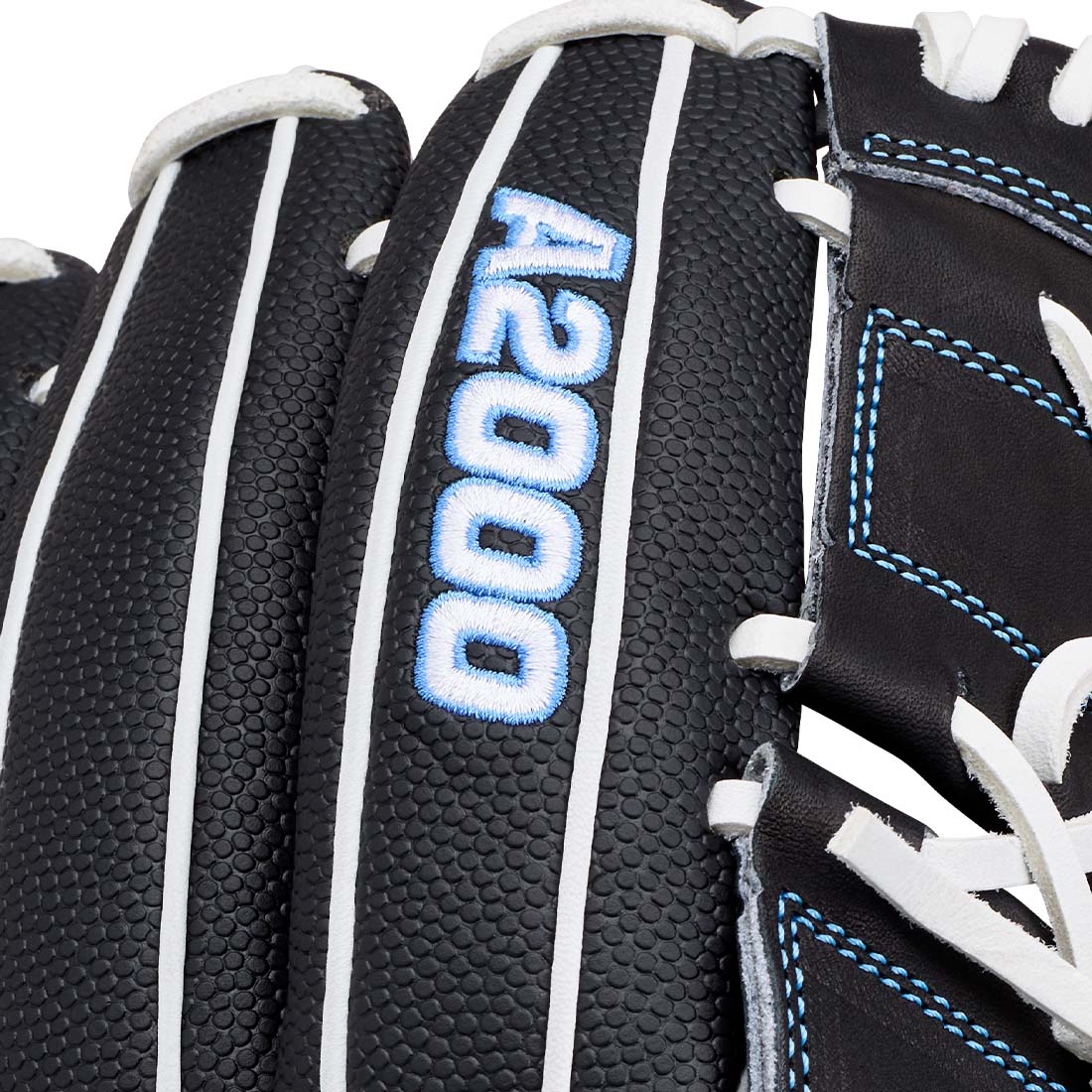 Wilson A2000 FPB25SS Closed 2-Piece Web fastpitch glove close up