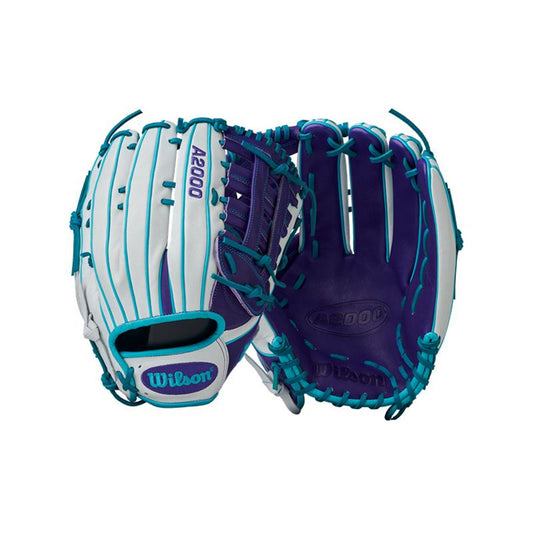 2025 Wilson Canadian Exclusive A2000 SP135 13.5” Slowpitch Softball Glove: WTA25RSP135PW