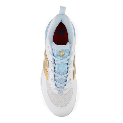 TPU molded outsole on the Velo v5 women’s softball cleat